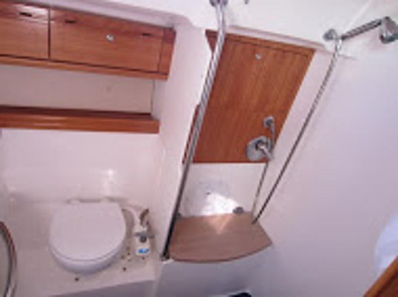 Book yachts online - sailboat - Bavaria 46 Cruiser - Malice - rent
