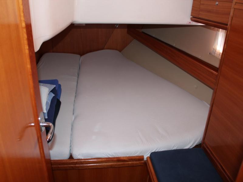 Book yachts online - sailboat - Bavaria 46 Cruiser - Thetis - rent