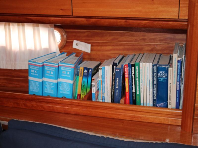 Book yachts online - sailboat - Bavaria 46 Cruiser - Thetis - rent