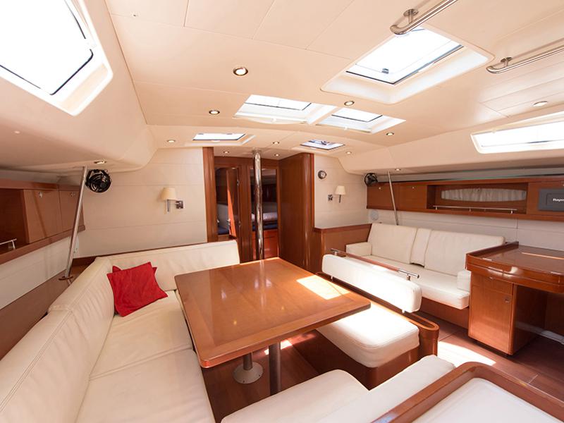 Book yachts online - sailboat - Oceanis 54 - Chill Out - rent