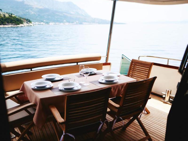 Book yachts online - motorboat - M/Y Blanka - M/Y Blanka - rent