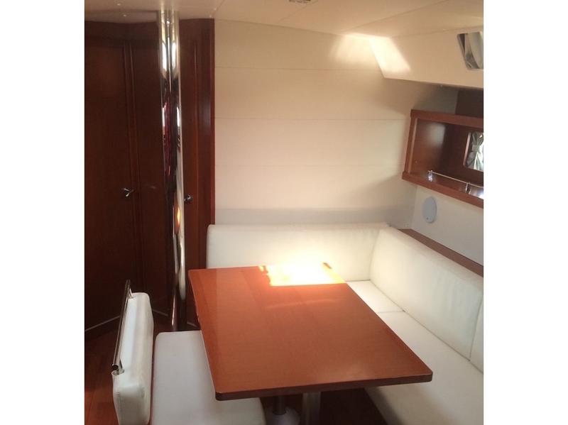 Book yachts online - sailboat - Oceanis 45 - Senza Limiti - rent