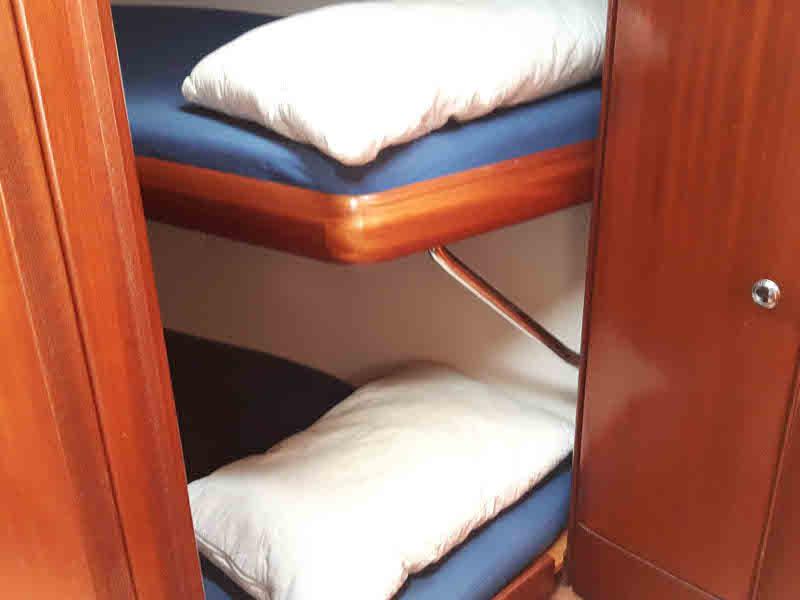 Book yachts online - sailboat - Bavaria 49 - Billy One - rent