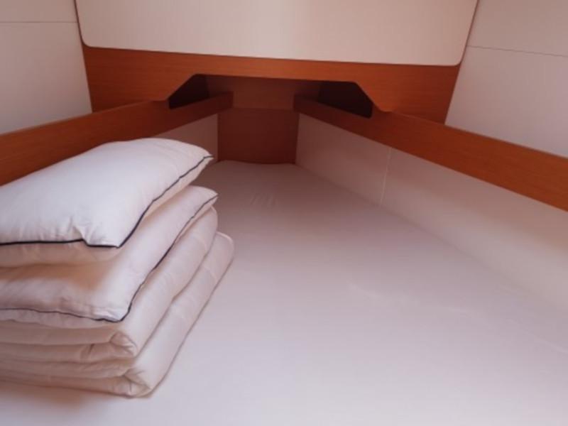 Book yachts online - sailboat - Sun Odyssey 349 - Briana - rent