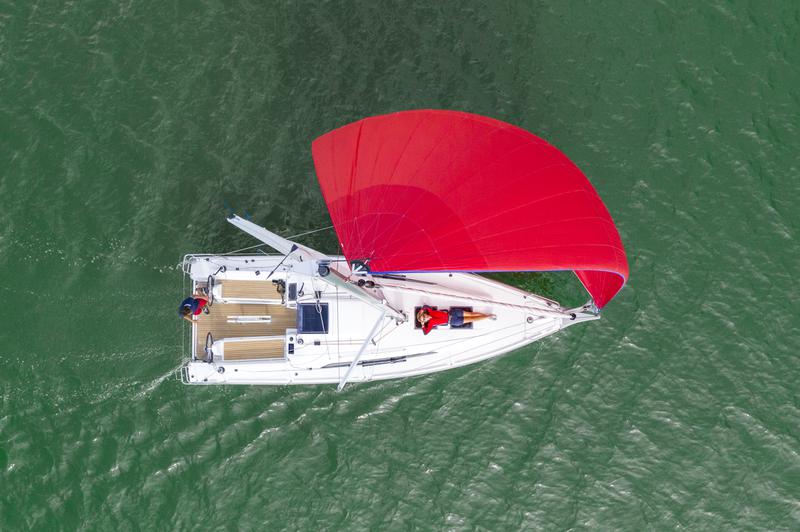 Book yachts online - sailboat - Oceanis 30.1 - REEF - rent