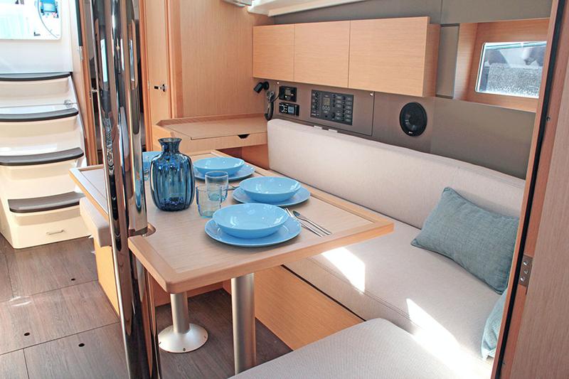 Book yachts online - sailboat - Oceanis 38.1 - OCEAN - rent