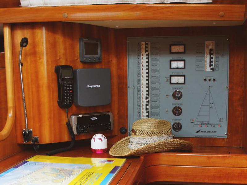 Book yachts online - sailboat - Salona 45 - Mima - rent