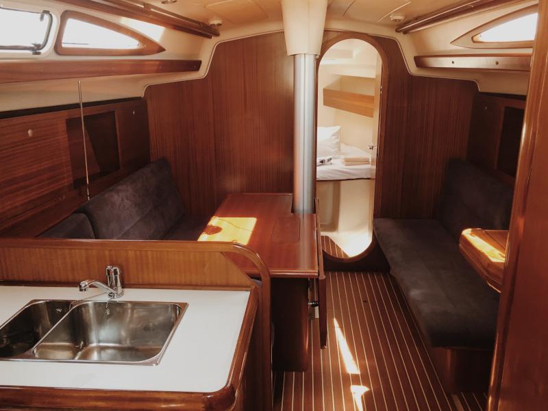 Book yachts online - sailboat - Salona 42 - Ramande - rent
