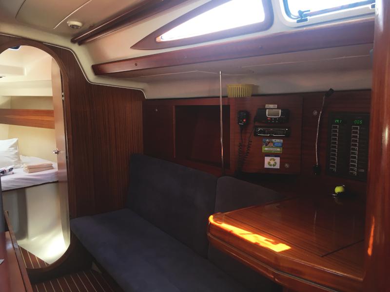 Book yachts online - sailboat - Salona 42 - Ramande - rent