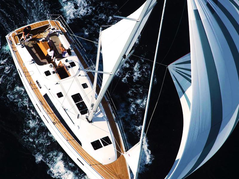 Book yachts online - sailboat - Bavaria Cruiser 46 - Jochi - rent