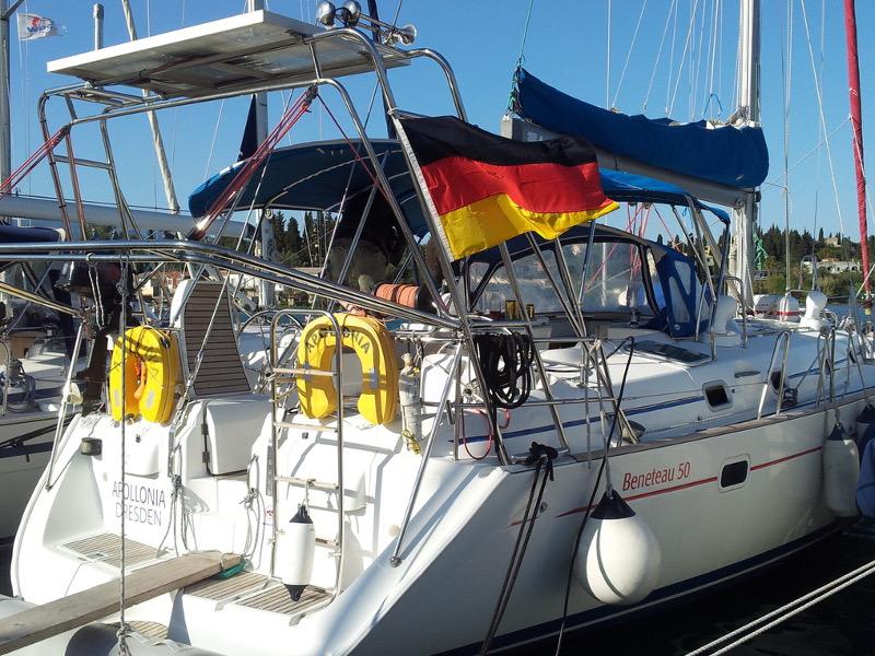 Book yachts online - sailboat - Beneteau 50 - Apollonia - rent