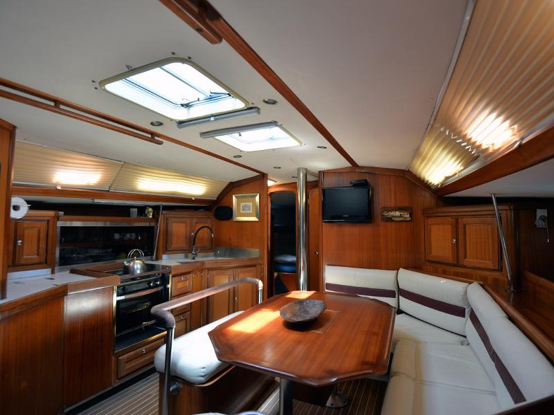 Book yachts online - sailboat - Dufour 454 Classic - Star Light - rent