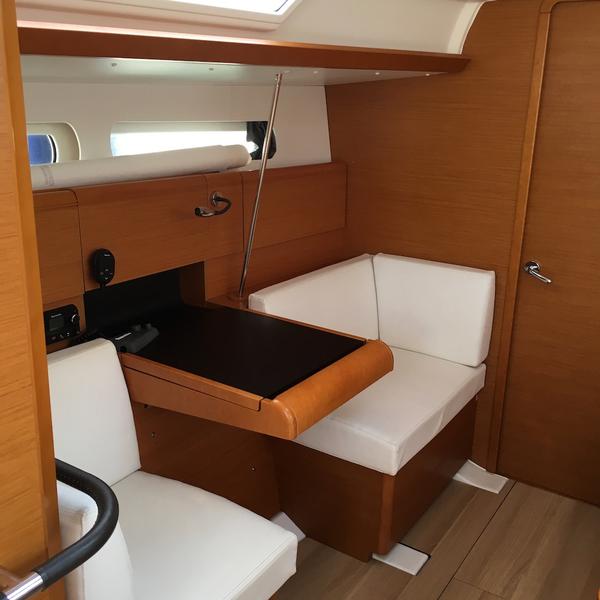 Book yachts online - sailboat - Sun Odyssey 419 - GioGio - rent