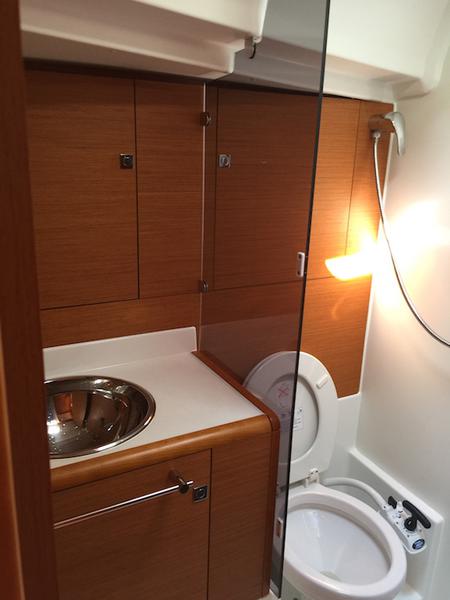 Book yachts online - sailboat - Sun Odyssey 449 - Luna  - rent