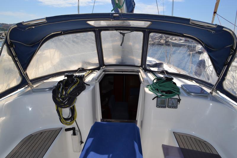 Book yachts online - sailboat - Dufour 425 - Hook - rent