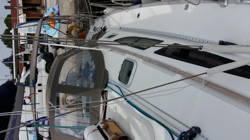 Book yachts online - sailboat - Jeanneau Sun Odyssey 35 - Mastef - rent