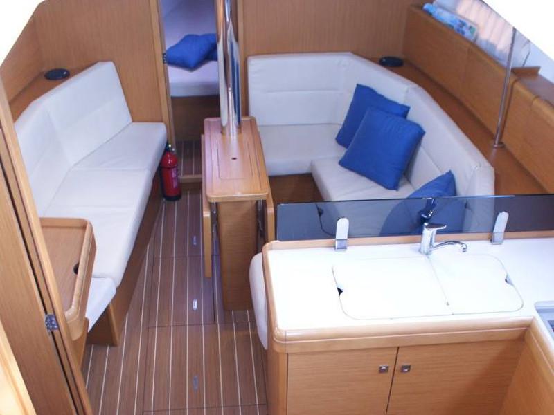 Book yachts online - sailboat - Sun Odyssey 36i - Frivola - rent