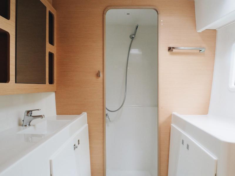 Book yachts online - catamaran - Lagoon 42 -Owner's Version - P&amp;B - rent