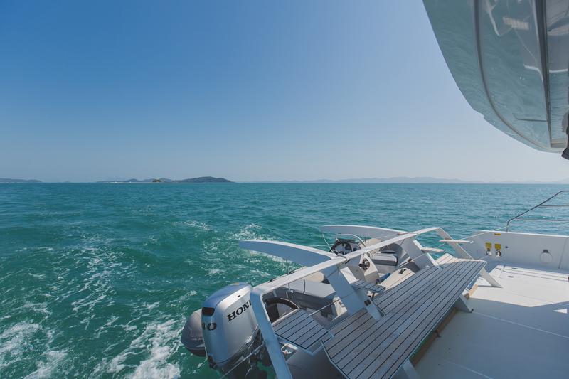 Book yachts online - catamaran - Lagoon 52F - Blue Moon - rent