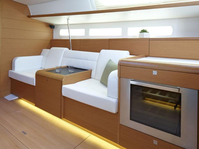 Book yachts online - sailboat - Sun Odyssey 519 -  6 cabs - MARINA - rent