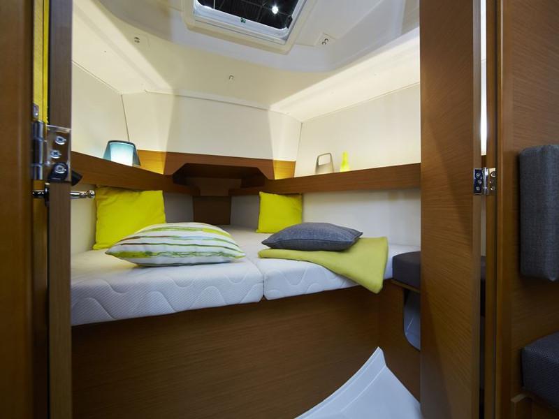 Book yachts online - sailboat - Sun Odyssey 349 - DnA - rent