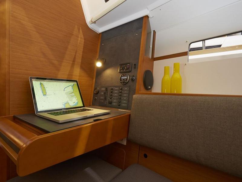 Book yachts online - sailboat - Sun Odyssey 349 - DnA - rent