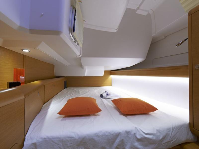 Book yachts online - sailboat - Sun Odyssey 479 - AURELIA - rent