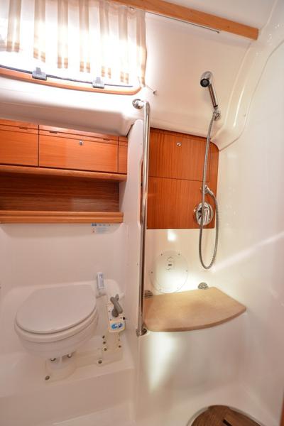 Book yachts online - sailboat - Bavaria 39 Cruiser - Nireus - rent