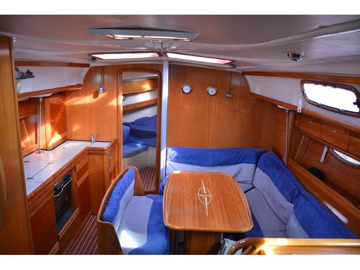 Book yachts online - sailboat - Bavaria 39 Cruiser - Nireus - rent