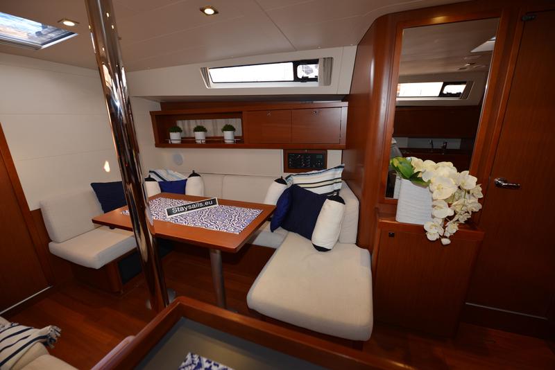 Book yachts online - sailboat - Oceanis 41 - Marie - rent