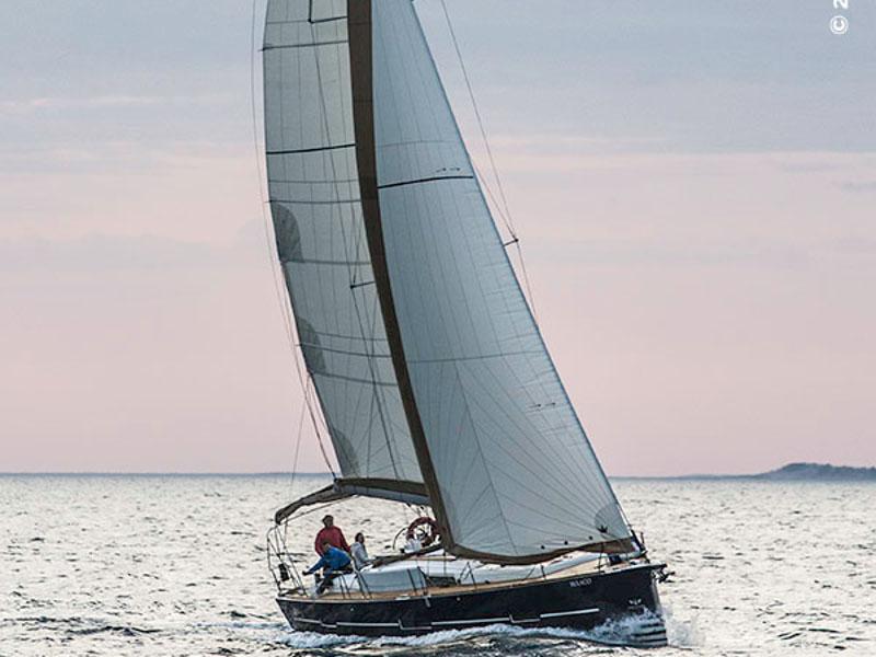Book yachts online - sailboat - Dufour 460 Grand Large - SULACO (aircondition, generator, blue hull) - rent