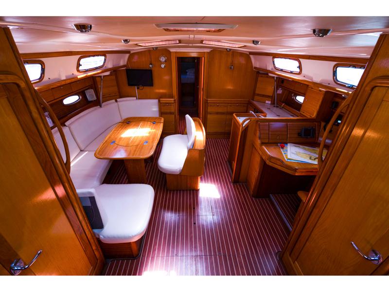 Book yachts online - sailboat - Bavaria 50 Cruiser - Gabrijela (sails 2013 ) - rent