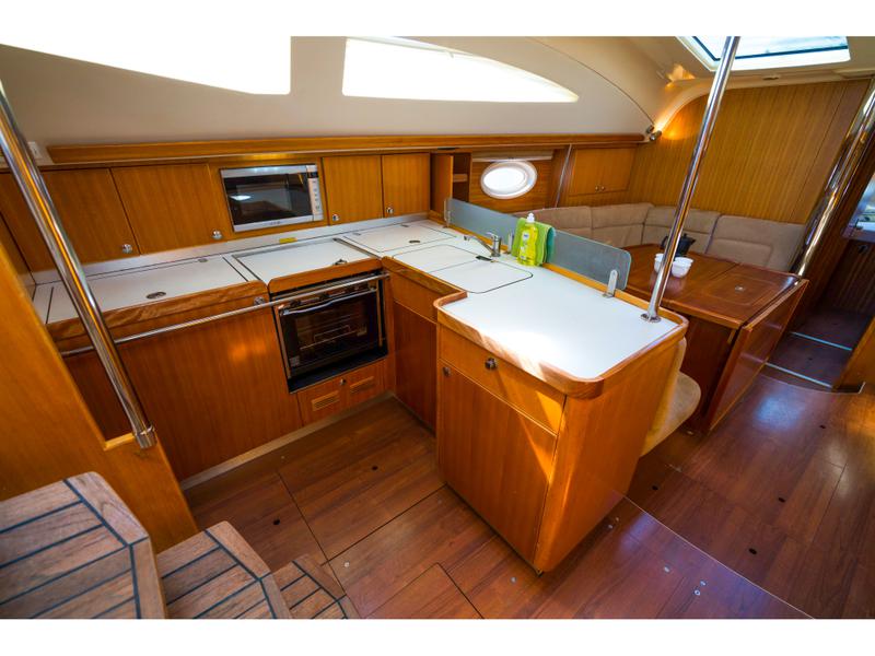 Book yachts online - sailboat - Elan 434 Impression - Skatka (sails 2015) - rent