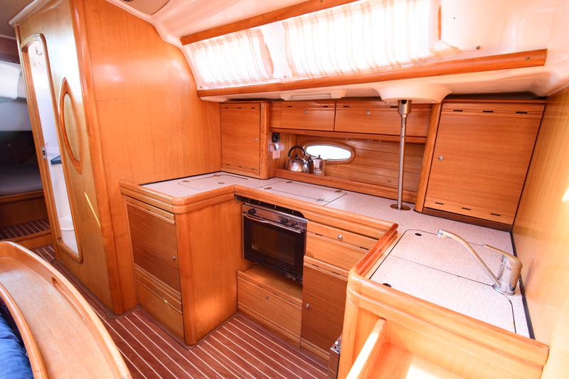 Book yachts online - sailboat - Bavaria 46 Cruiser - Enalia (Refit 2019) - rent