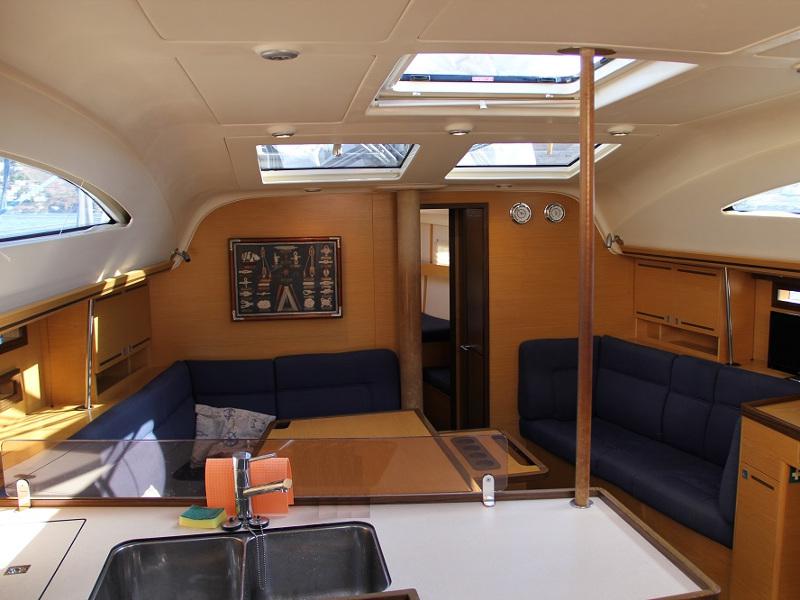 Book yachts online - sailboat - Elan 444 Impression - Okea Iris - rent
