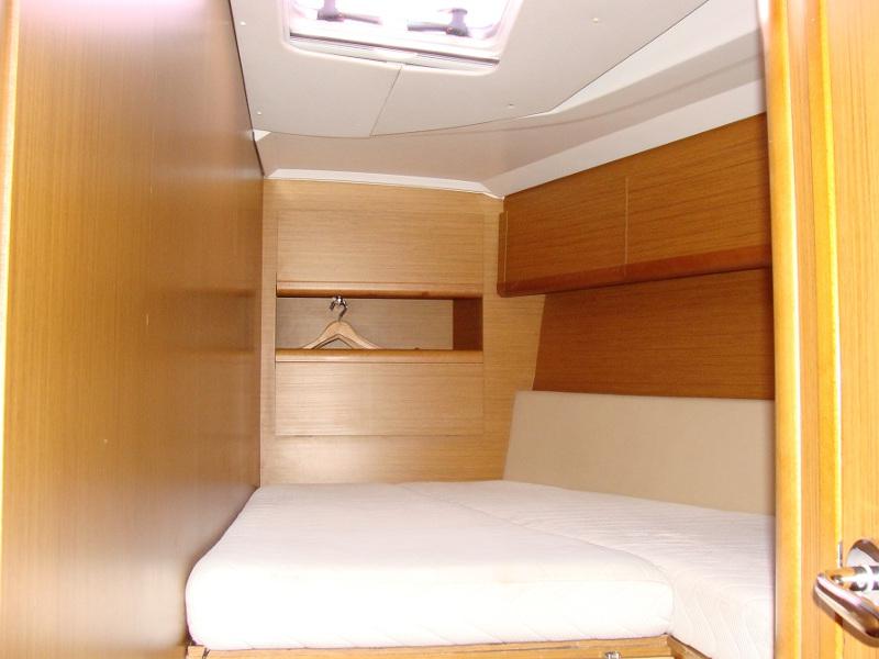 Book yachts online - sailboat - Sun Odyssey 49i - Doris - rent