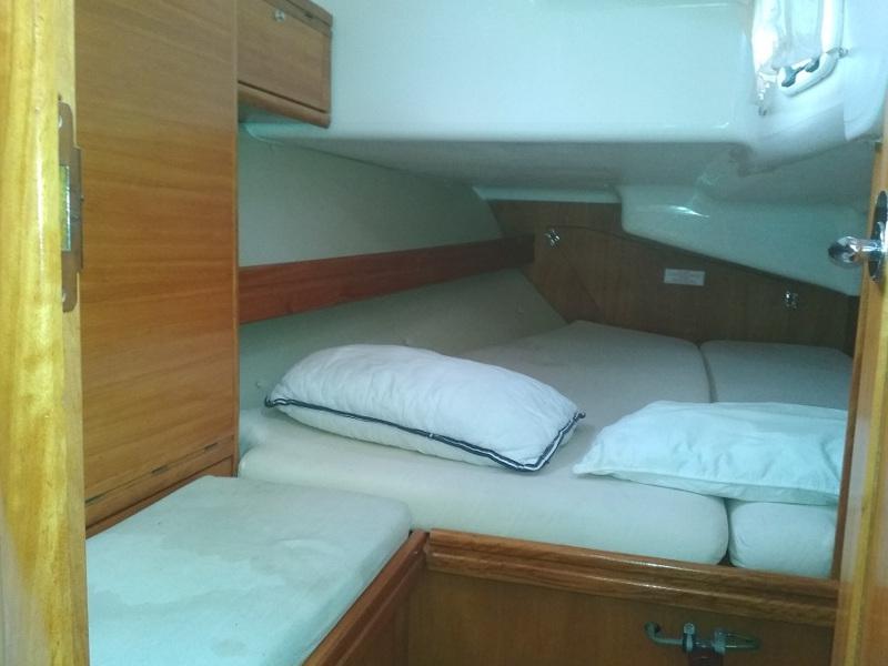 Book yachts online - sailboat - Bavaria 40 Cruiser - Ili Billy - rent