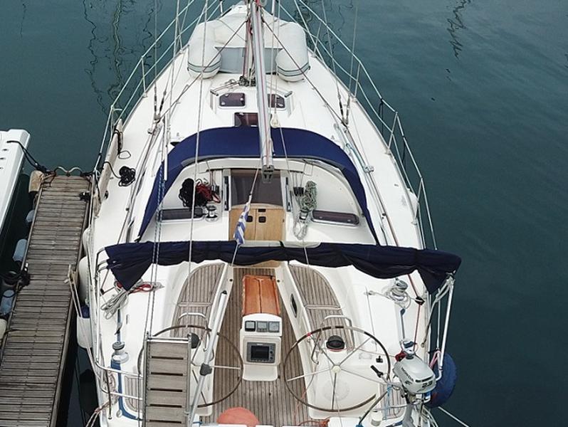 Book yachts online - sailboat - Bavaria 40 Cruiser - Ili Billy - rent