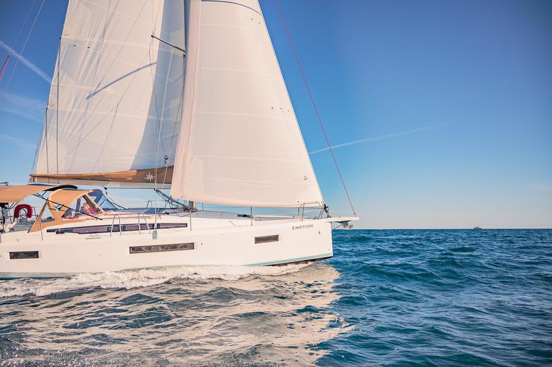 Book yachts online - sailboat - Sun Odyssey 410 - Emotion - rent