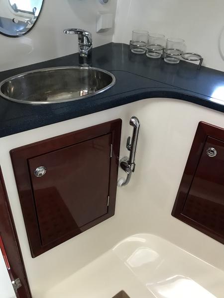 Book yachts online - motorboat - Aquador 28 HT - Matilda - rent
