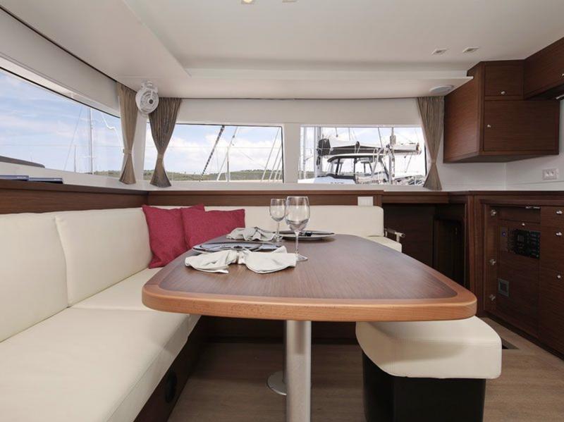 Book yachts online - catamaran - Lagoon 450 Sport - I Love Anna (Generator) - rent