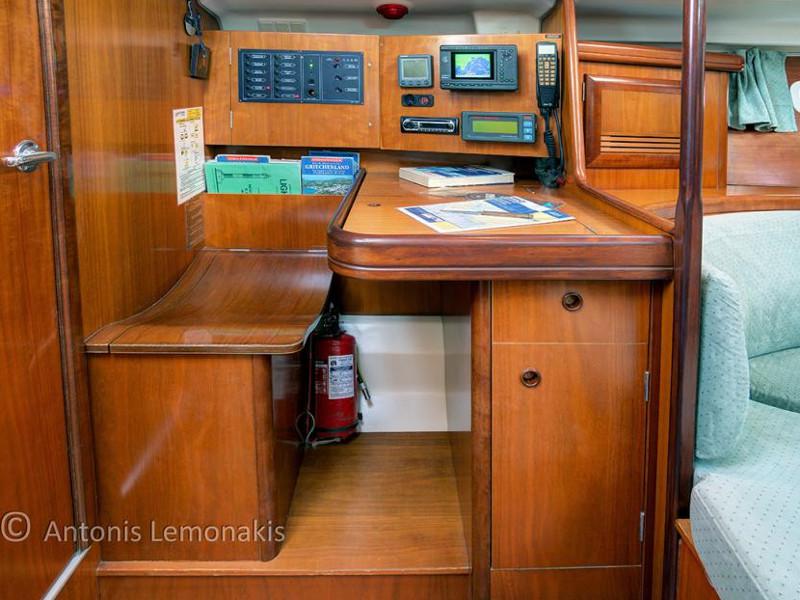 Book yachts online - sailboat - Oceanis 393 Clipper - Argo - rent