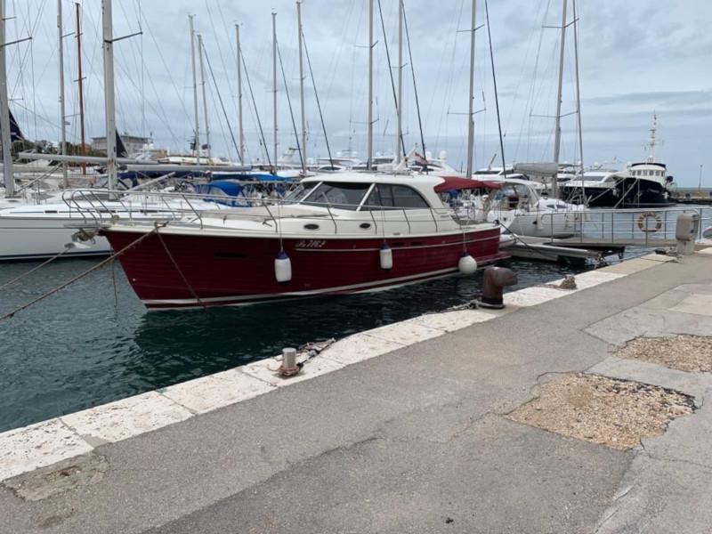 Book yachts online - motorboat - Adriana 44 - Renesansa - rent