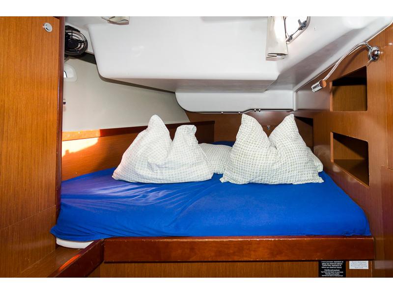 Book yachts online - sailboat - Oceanis 50 Family - Victoriano - rent