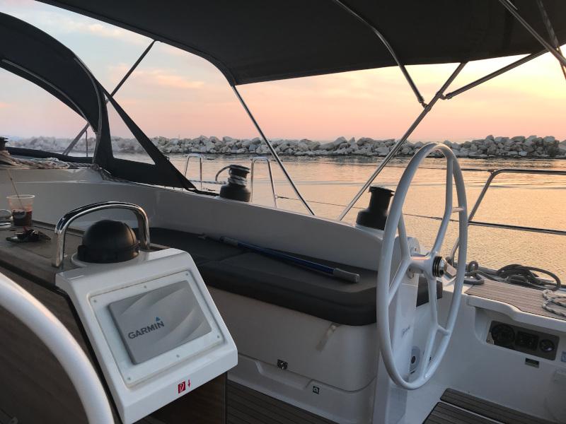 Book yachts online - sailboat - Bavaria Cruiser 51 - Alma Libre III - rent