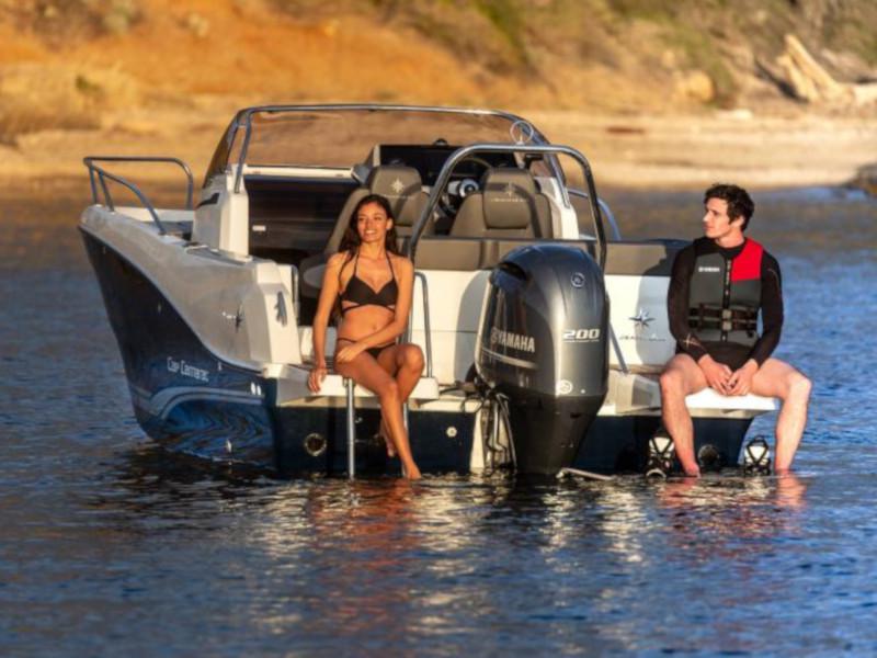 Book yachts online - motorboat - Cap Camarat 6.5 WA - REMOLONA - rent