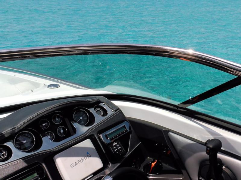 Book yachts online - motorboat - Monterey 298 SS - DREAMING IBIZA - rent
