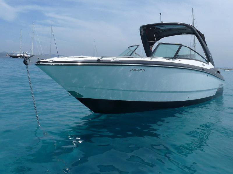 Book yachts online - motorboat - Monterey 298 SS - DREAMING IBIZA - rent