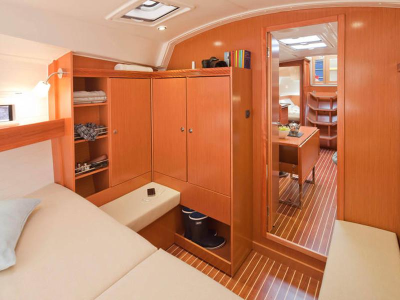 Book yachts online - sailboat - Bavaria Cruiser 36 - Kathy Cool - rent