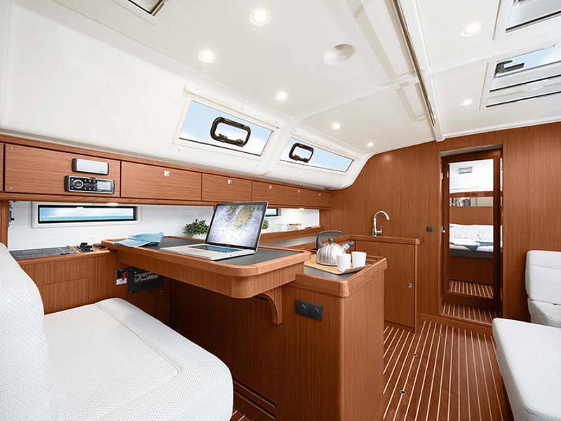 Book yachts online - sailboat - Bavaria Cruiser 51 - Teorema - rent